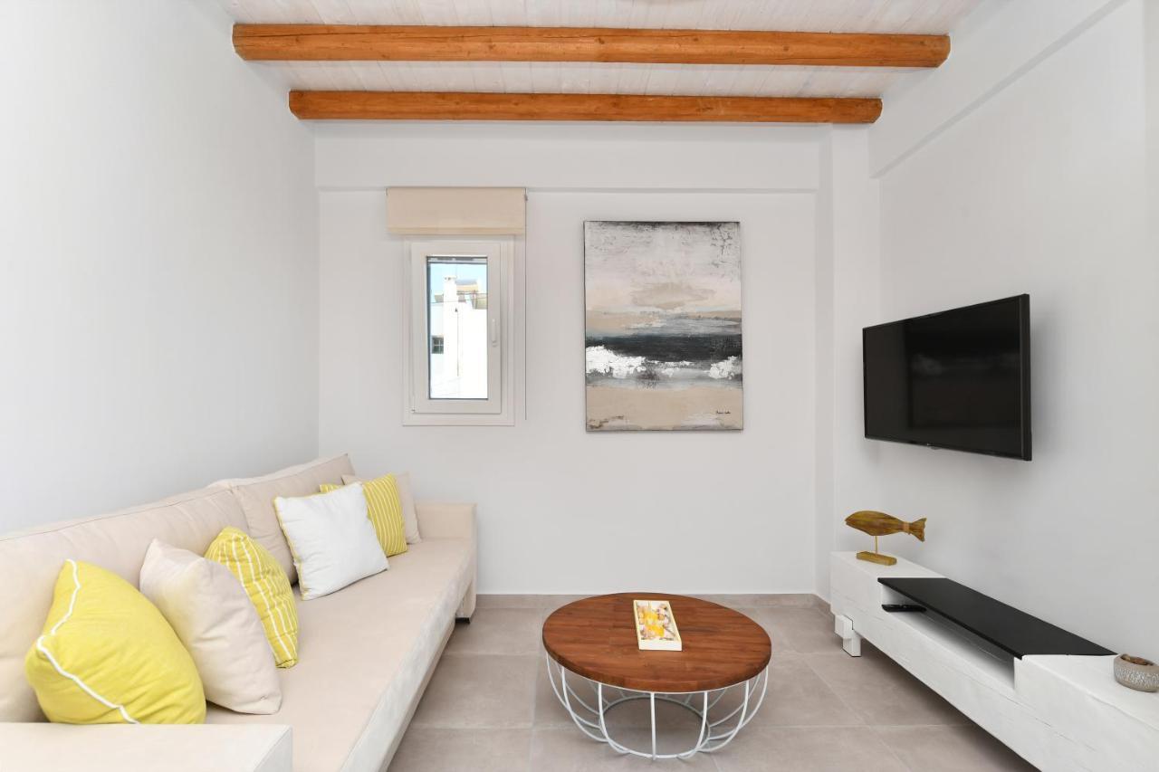 Iresma Suites Náousa Buitenkant foto